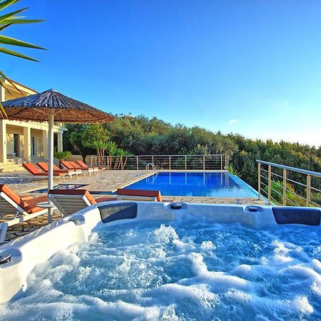 Beachfront Villa Seasun By Posarellivillas Agios Spyridon  Exterior foto