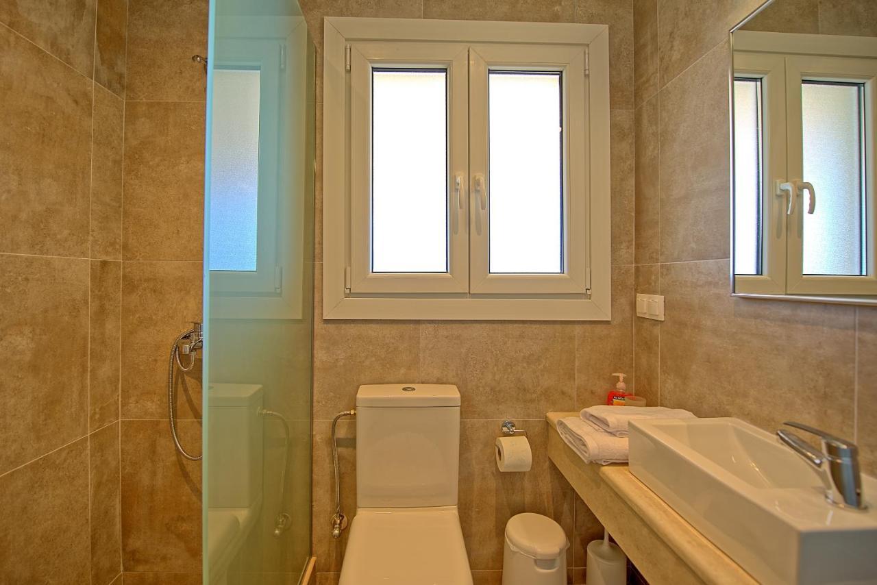 Beachfront Villa Seasun By Posarellivillas Agios Spyridon  Exterior foto