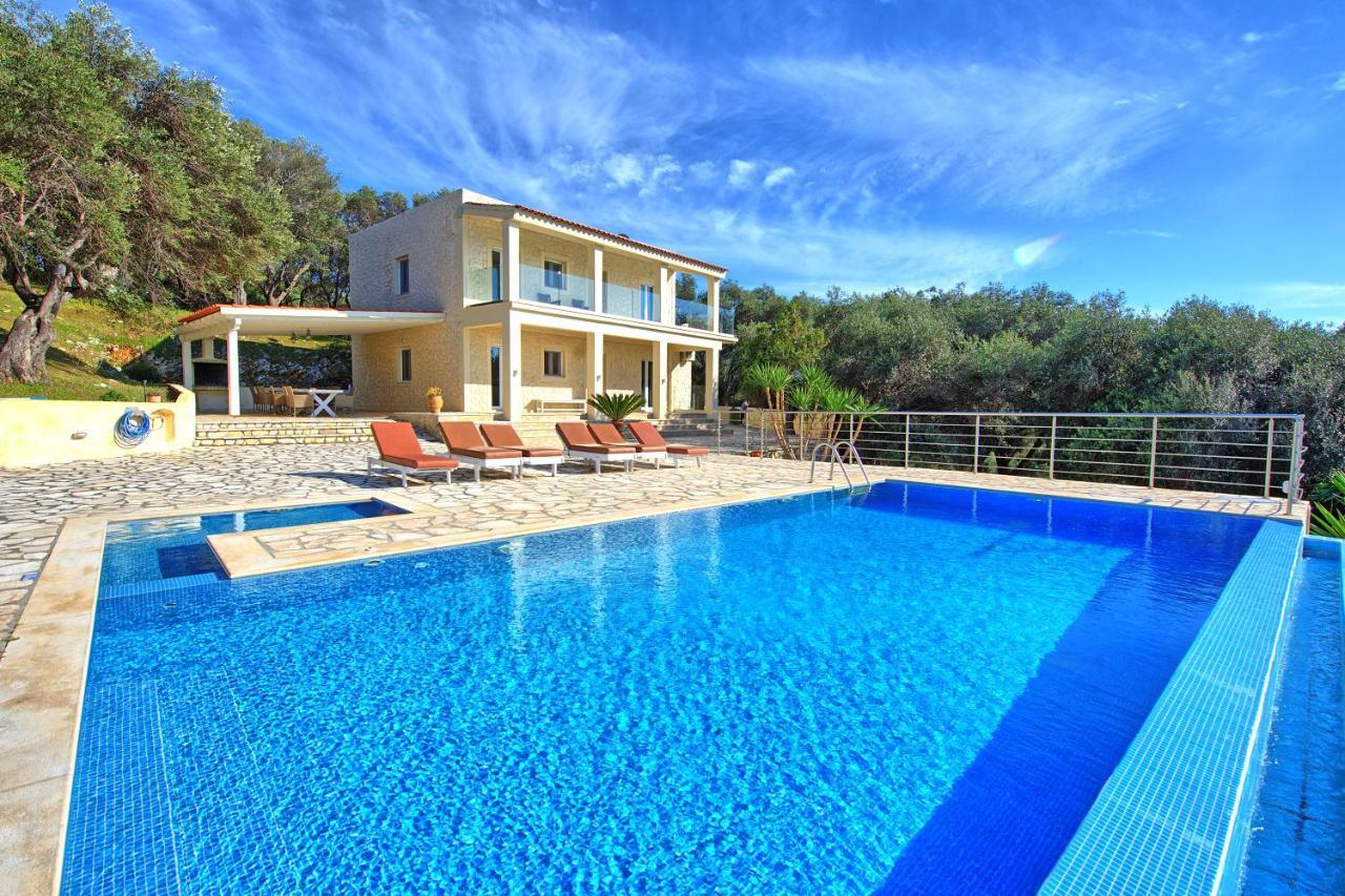 Beachfront Villa Seasun By Posarellivillas Agios Spyridon  Exterior foto
