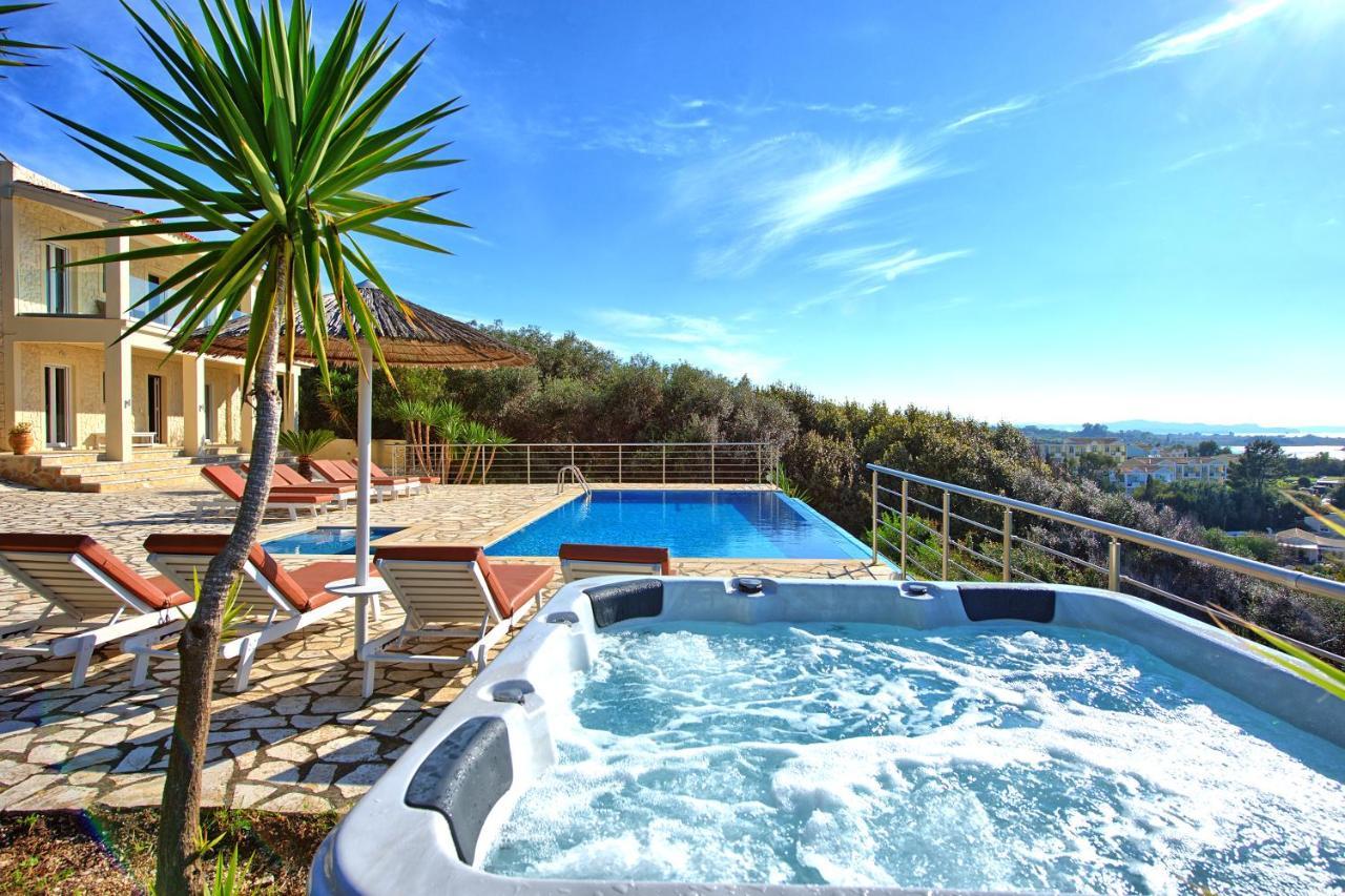 Beachfront Villa Seasun By Posarellivillas Agios Spyridon  Exterior foto