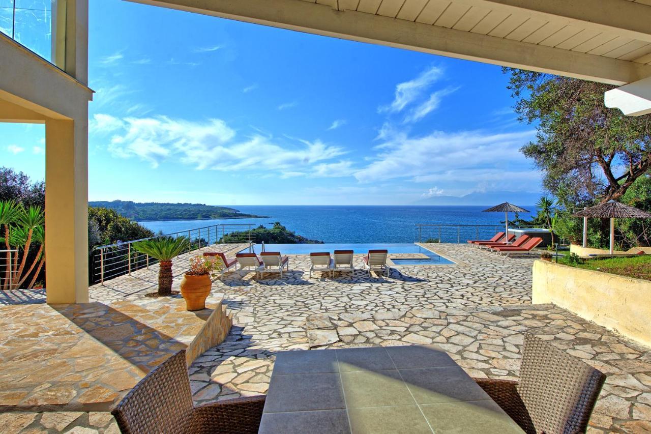 Beachfront Villa Seasun By Posarellivillas Agios Spyridon  Exterior foto