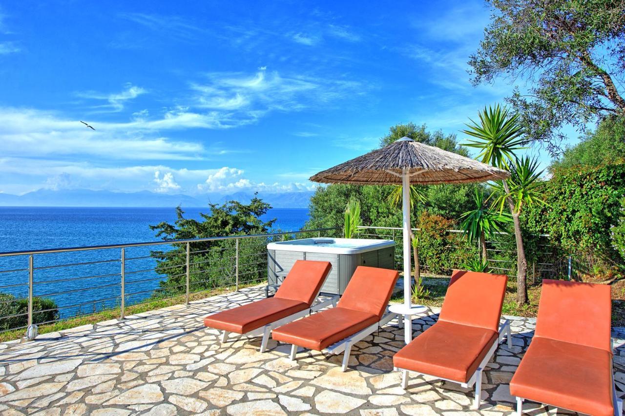 Beachfront Villa Seasun By Posarellivillas Agios Spyridon  Exterior foto