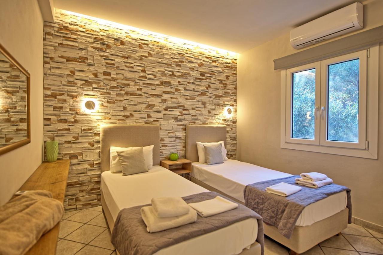 Beachfront Villa Seasun By Posarellivillas Agios Spyridon  Exterior foto