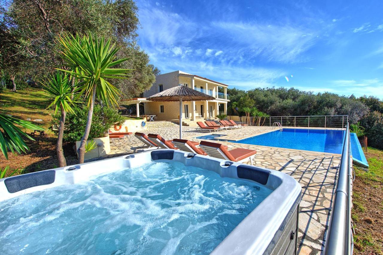 Beachfront Villa Seasun By Posarellivillas Agios Spyridon  Exterior foto